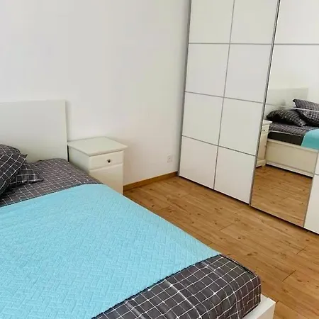 Mym Now In Apartamento *